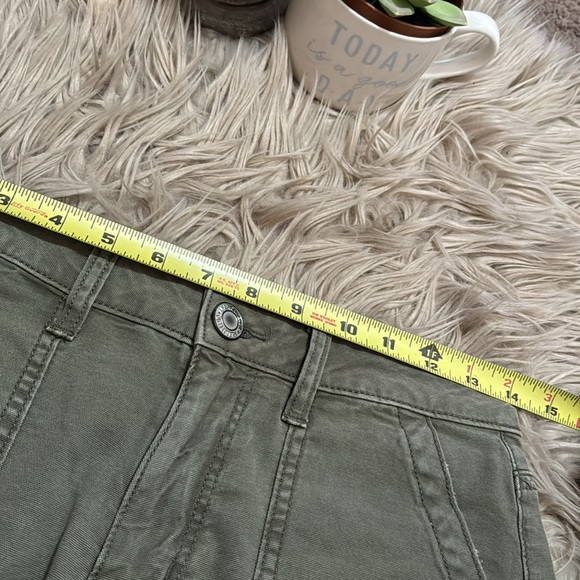 AE Hi Rise Festival-Stretch-Sz 4-Olive Green-Raw Hem - Picture 8 of 11